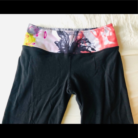 Lululemon flare pants groove size 4 - Picture 2 of 9